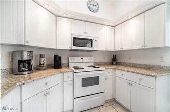 Building Photo - 1308 SE 21st Terrace