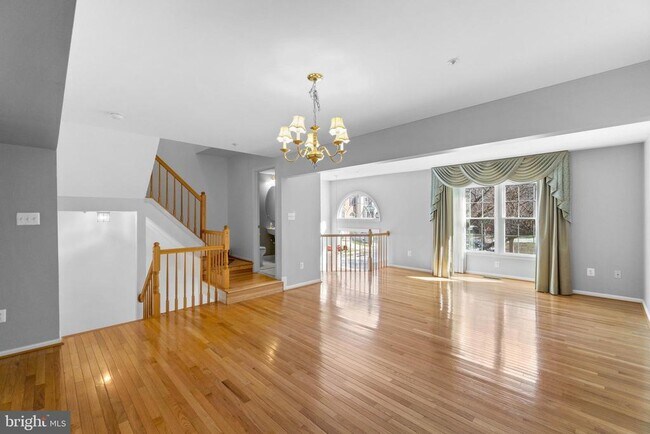 Building Photo - 5315 Butler Ct
