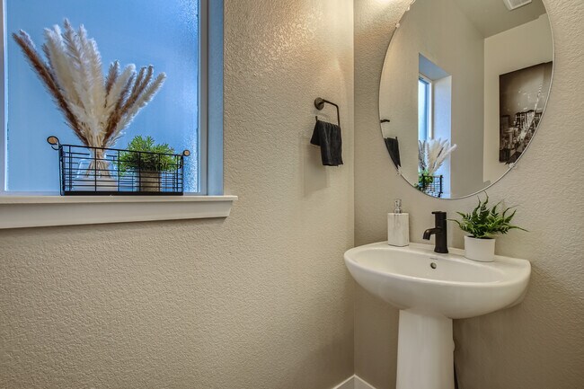 Foto del edificio - 6367 N Emporia Ct