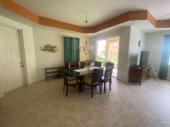 Building Photo - 3 bedroom 2.5 bathroom