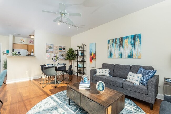 Foto del edificio - Parkside Commons Apartments