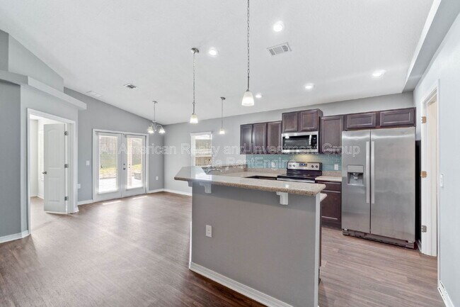 Foto del edificio - 229 Croft Cir