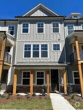 Building Photo - 1616 Avery Wy