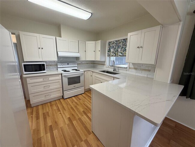 Foto del edificio - 465 Briarcliff Ave