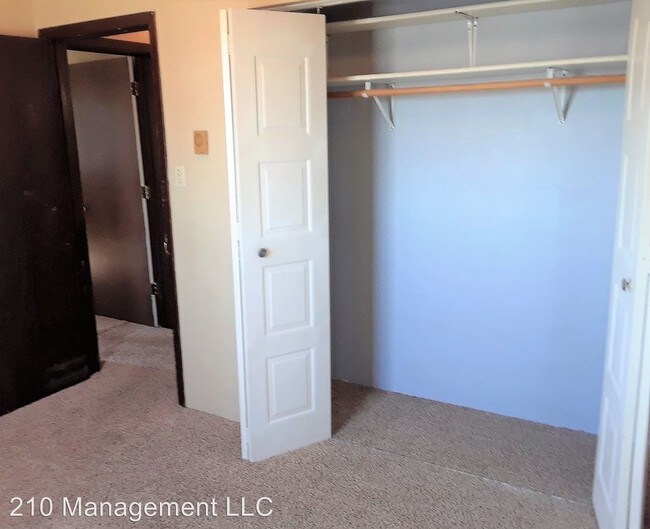 Foto del interior - 220-210 Gateway Dr NW