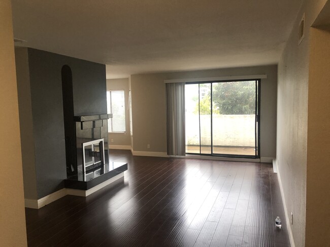 Building Photo - 931 Bosworth St