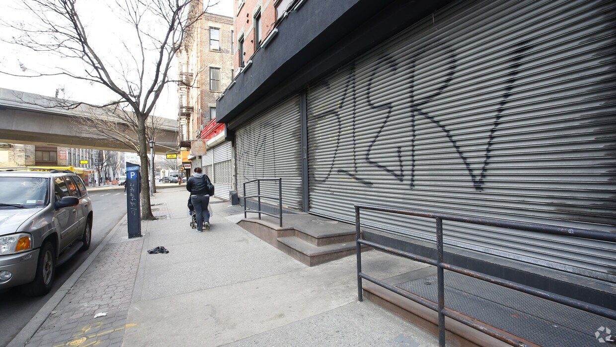 Building Photo - 184 Havemeyer St