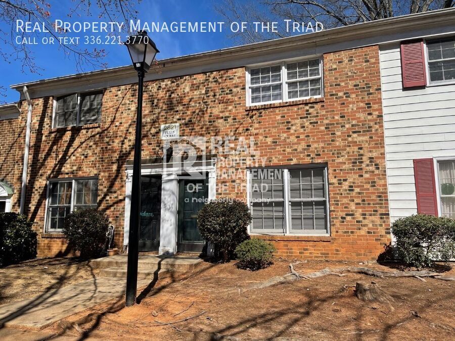 Foto principal - 2 Bedroom/2.5 Bath Condo in Winston-Salem