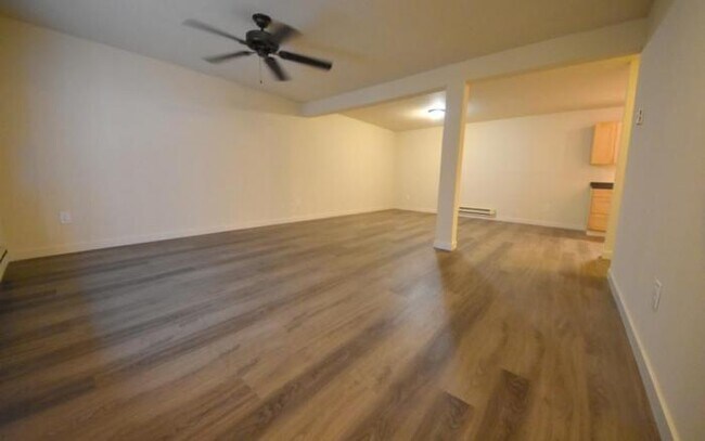 Building Photo - 1 bedroom in Seattle WA 98117