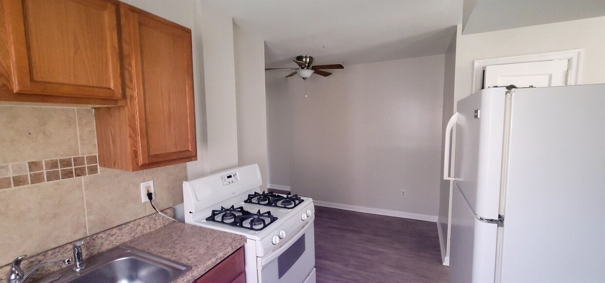 Primary Photo - Newly Renovated 2 bedroom in Fairborn!