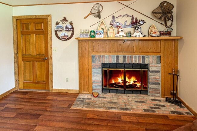 Building Photo - 11070 Equestrian St