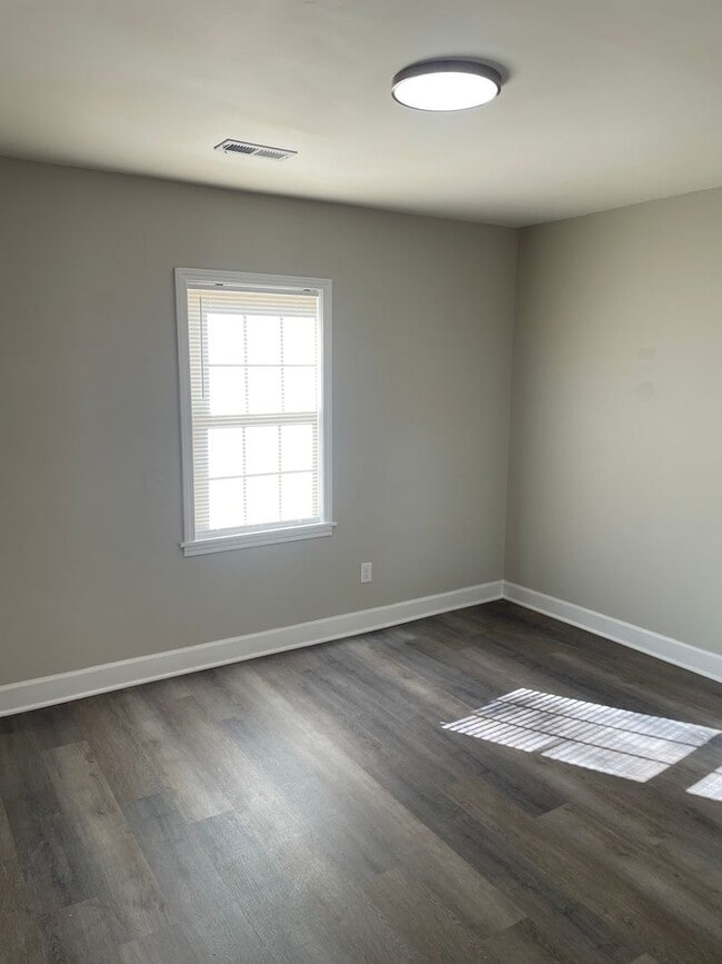 Building Photo - 4534 Baux Mountain Rd