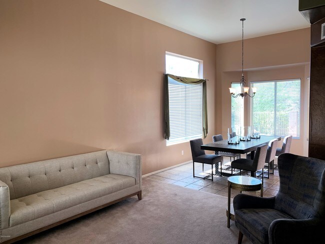 Foto del edificio - 4365 N Sunset Cliff Dr