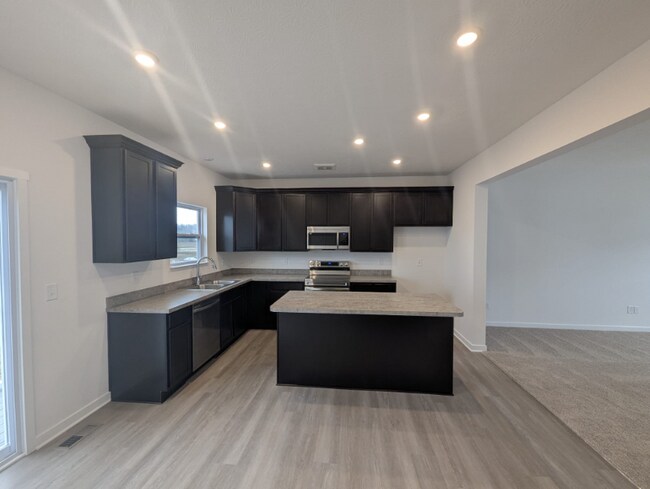 Foto del edificio - 130 Coyote Willow Dr