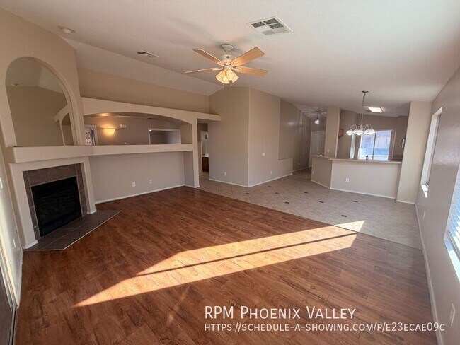 Foto del edificio - 15752 W Yavapai St