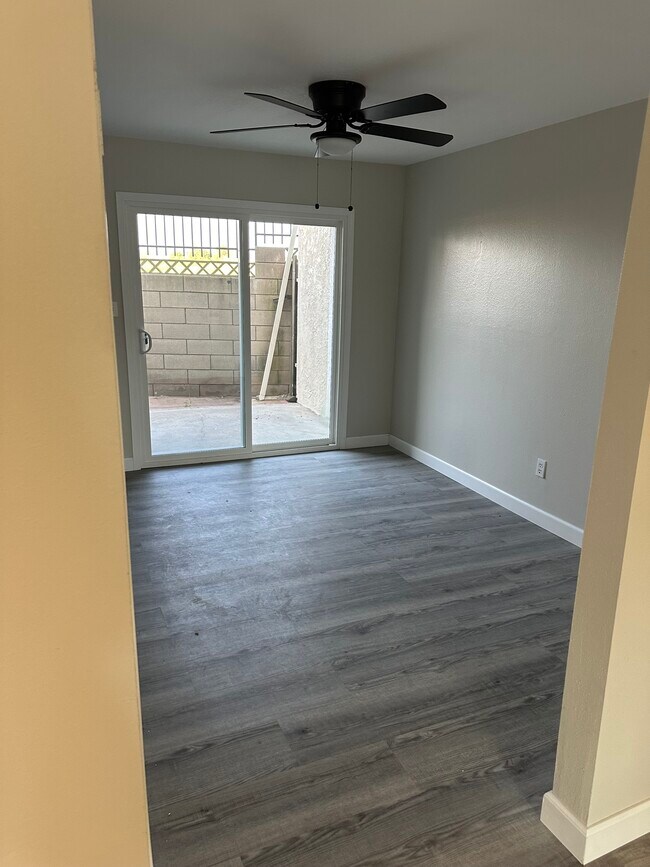 Building Photo - 2255 Cahuilla St