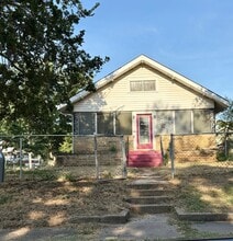 Building Photo - 321 S High St