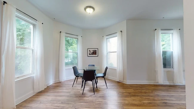 Dining room - 439 Park Rd NW