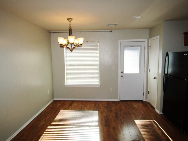 Building Photo - ASK ABOUT OUR MOVE-IN SPECIAL!! HALF-OFF T...