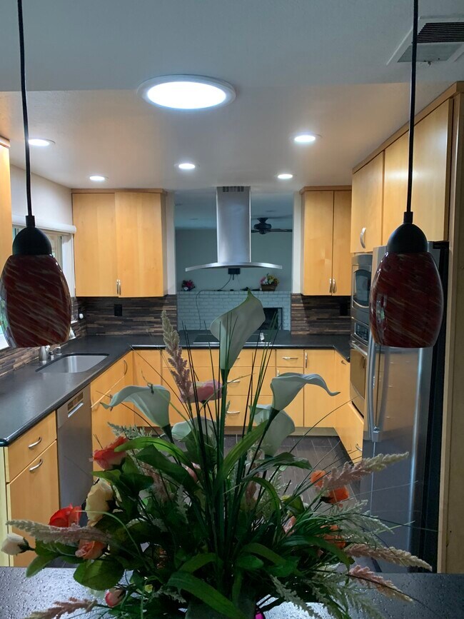Kitchen - 5651 Rudy Dr
