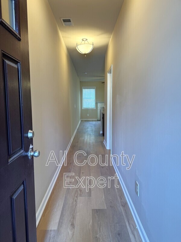 Foto del edificio - 187 Townview Dr