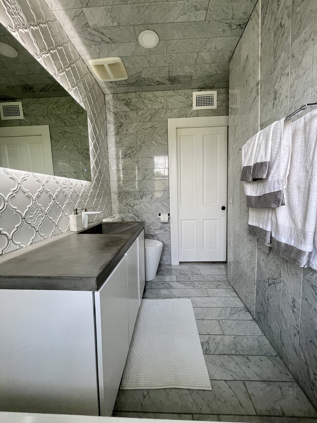 Foto del edificio - 196 E Columbus St