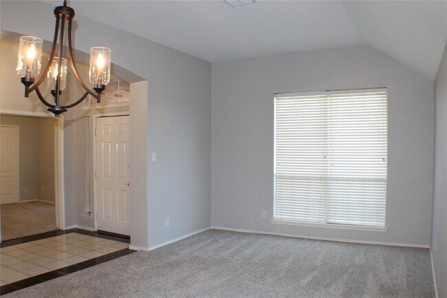 Building Photo - 11715 Woodland Way