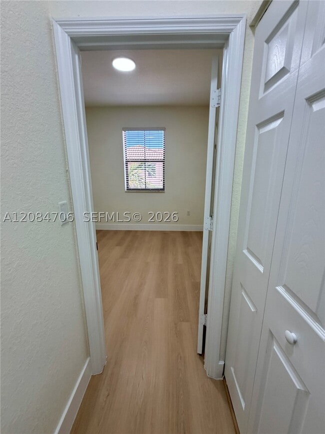 Building Photo - 6561 N Anise Ct