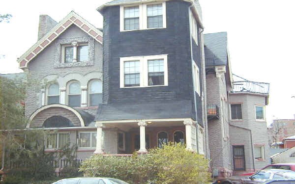 Building Photo - 1543 Washington Street