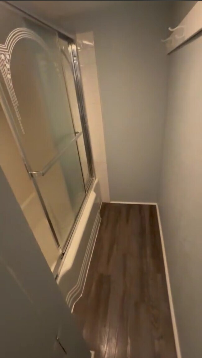 Foto del edificio - 714 Kirkwood Ave