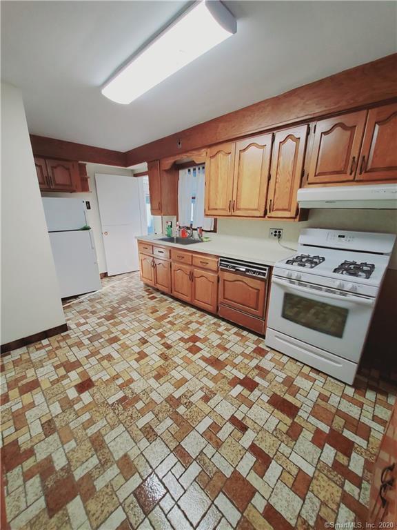 Building Photo - 105 Avery St