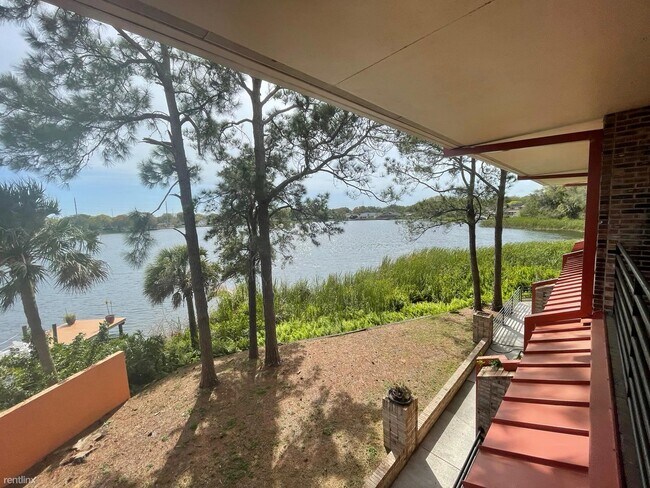 Building Photo - 4 br, 1 bath House - 3102 W Waters Ave