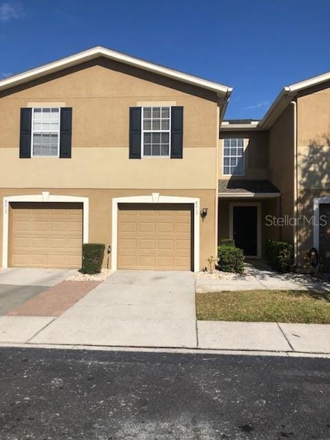 Foto del edificio - 8013 Sutton Terrace Ln