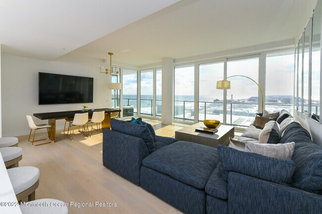 Building Photo - 1101 Ocean Ave N