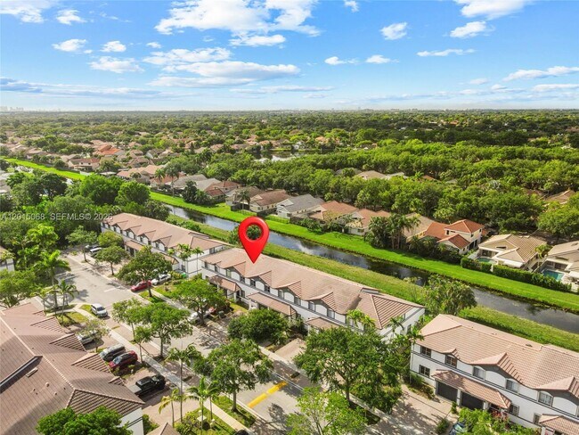 Foto del edificio - 9872 NW 19th Pl