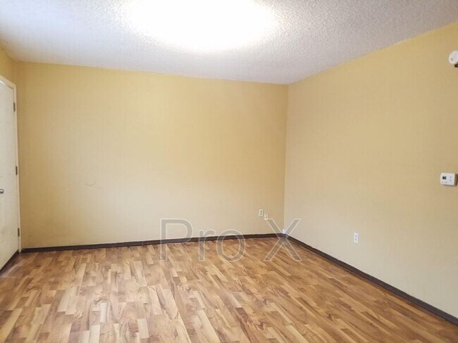 Foto del edificio - 106 W Hudson St