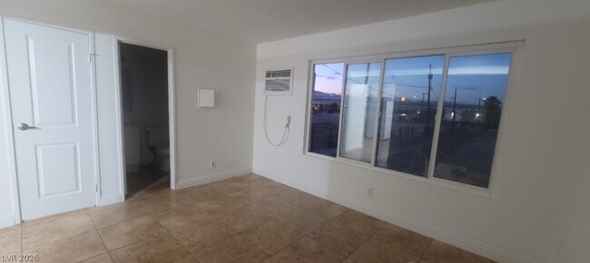 Foto del edificio - 305 N 10th St