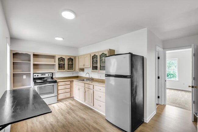 Building Photo - 1050 W Nesquehoning St