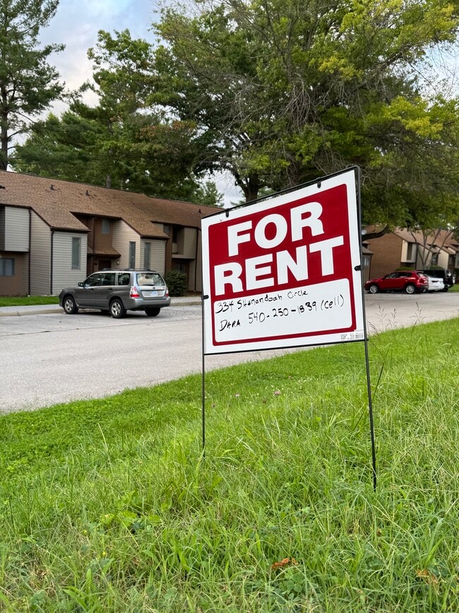 Building Photo - 334 Shenandoah Cir