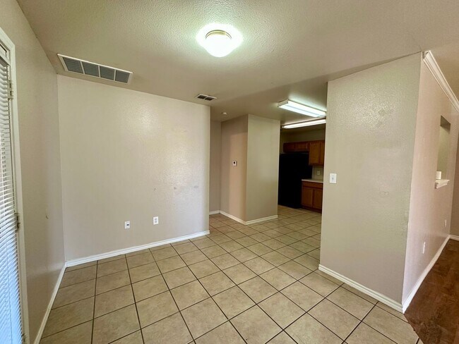 Foto del edificio - 602 N Bangor Ave
