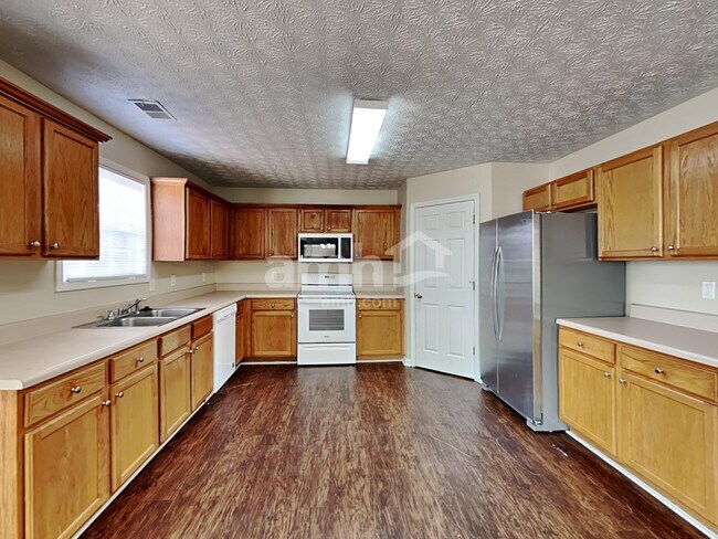 Building Photo - 1249 Kern Cv