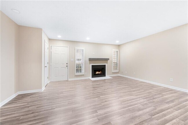 Building Photo - 103 Sterling Ct