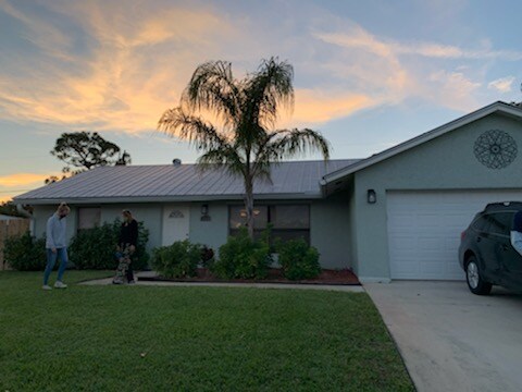 Foto principal - 19945 Gardenia Dr