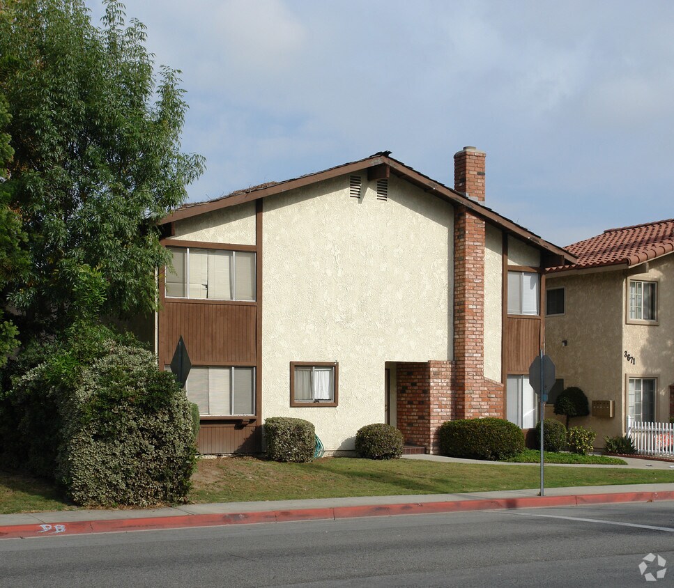 3661 Farquhar Ave, Los Alamitos, CA 90720 Apartments in Los Alamitos
