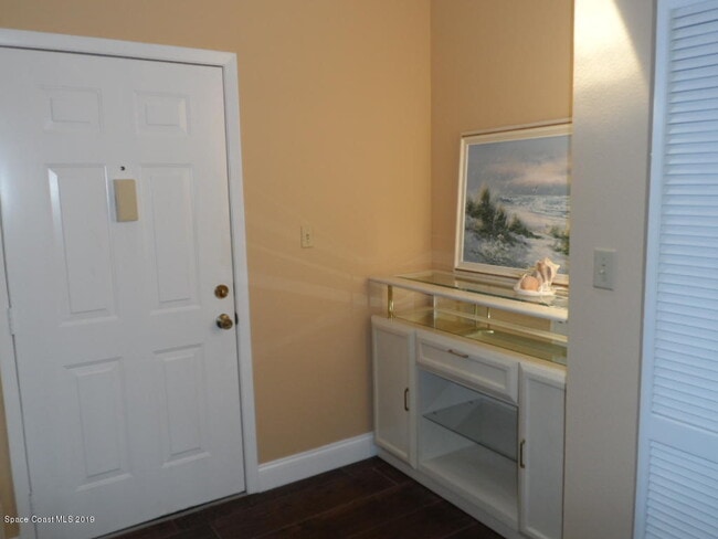 Building Photo - 750 S Orlando Ave