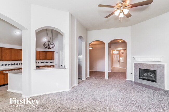 Foto del edificio - 14918 Spring Walk Ln
