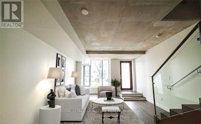 Photo du bâtiment - 55 Stewart St