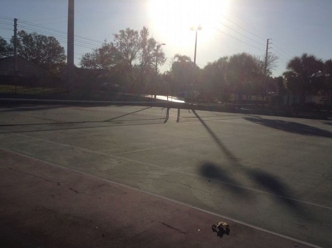 Foto del edificio - 748 Olympic Cir