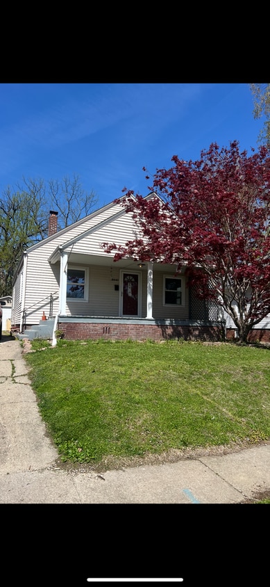 Coming soon!!!! 4 bedroom 2 bath with... - Coming soon!!!!      4 bedroom 2 bath with...