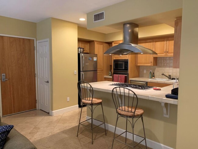Kitchen with stainless steel appliances - 937 12th St
